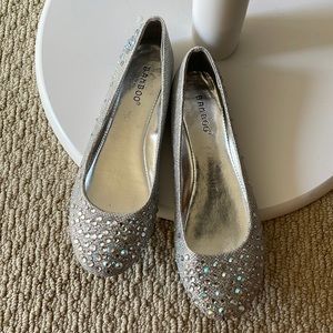 Silver Sequin Bamboo Size 7 Shoes